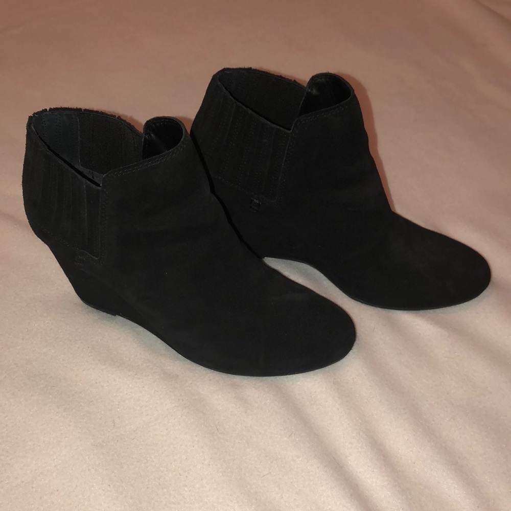 Dolce Vita Black Booties